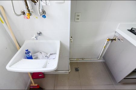 Apartamento para alugar com 50m², 2 quartos e sem vaga Apartamento para alugar com 50m², 2 quartos e sem vagaÁrea de Serviço