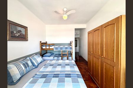 Apartamento à venda com 167m², 3 quartos e 1 vaga Apartamento à venda com 167m², 3 quartos e 1 vagaSuite