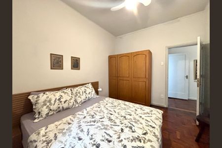 Apartamento à venda com 167m², 3 quartos e 1 vaga Apartamento à venda com 167m², 3 quartos e 1 vagaQuarto 2