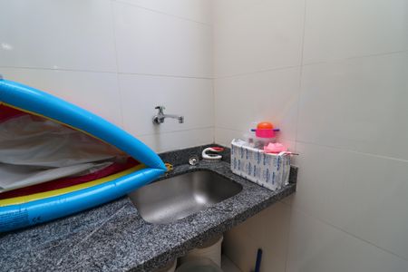 Casa de condomínio à venda com 186m², 4 quartos e 2 vagasÁrea de Serviço