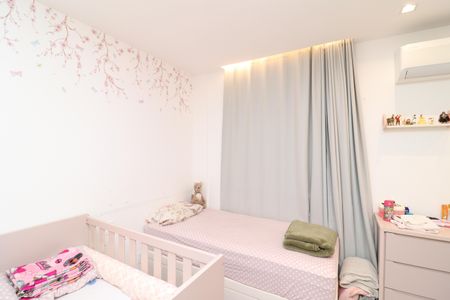 Casa de condomínio à venda com 186m², 4 quartos e 2 vagasQuarto 1