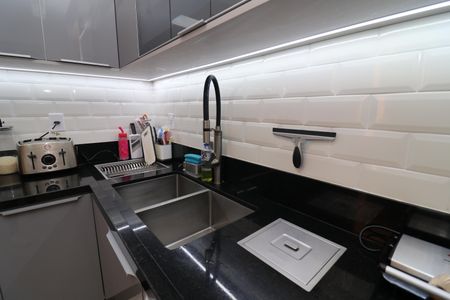 Casa de condomínio à venda com 186m², 4 quartos e 2 vagasCozinha