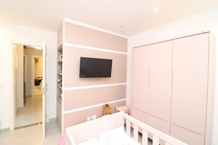 Casa de condomínio à venda com 186m², 4 quartos e 2 vagasQuarto 1