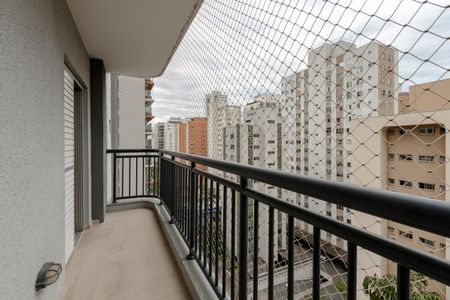 Apartamento à venda com 157m², 4 quartos e 2 vagasVaranda