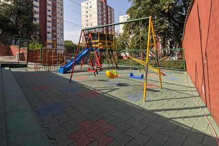 Apartamento à venda com 73m², 2 quartos e 1 vagaÁrea comum