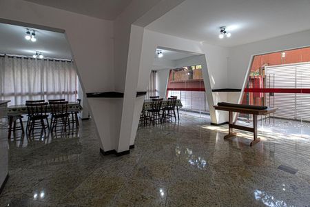 Apartamento à venda com 73m², 2 quartos e 1 vagaÁrea comum