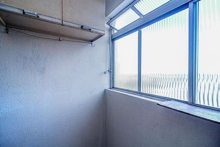 Apartamento à venda com 73m², 2 quartos e 1 vagaÁrea de Serviço