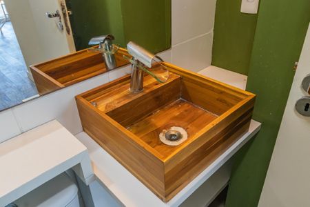 Apartamento à venda com 68m², 2 quartos e 2 vagasBanheiro Social