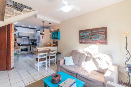 Casa de condomínio para alugar com 96m², 3 quartos e 1 vaga Casa de condomínio para alugar com 96m², 3 quartos e 1 vagaSala