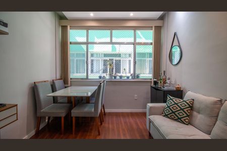 Sala de apartamento à venda com 2 quartos, 60m² em Maracanã, Rio de Janeiro
