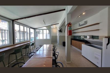 Apartamento à venda com 60m², 2 quartos e 1 vagaÁrea comum