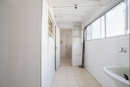 Apartamento para alugar com 101m², 3 quartos e 1 vagaÁrea de Serviço