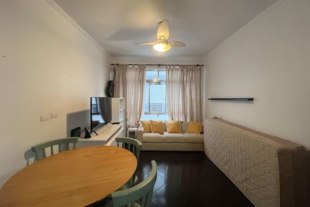 Sala de apartamento para alugar com 1 quarto, 63m² em Gonzaga, Santos