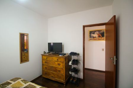 Casa para alugar com 250m², 3 quartos e 2 vagas Casa para alugar com 250m², 3 quartos e 2 vagasQuarto 2