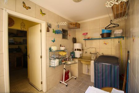 Casa para alugar com 250m², 3 quartos e 2 vagas Casa para alugar com 250m², 3 quartos e 2 vagasÁrea de Serviço