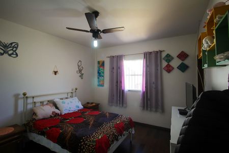 Casa para alugar com 250m², 3 quartos e 2 vagas Casa para alugar com 250m², 3 quartos e 2 vagasSuíte