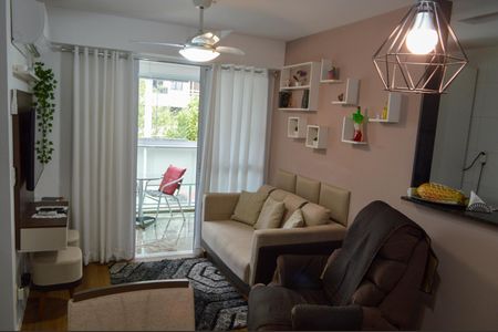 Sala de apartamento à venda com 2 quartos, 59m² em Jacarepaguá, Rio de Janeiro