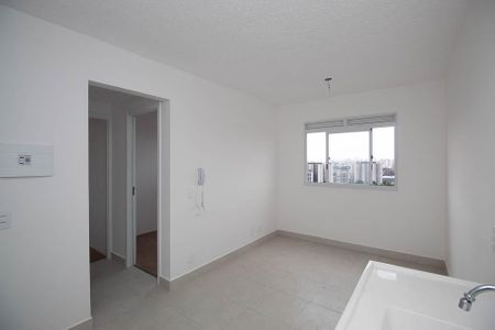 Apartamento para alugar com 34m², 2 quartos e sem vaga Apartamento para alugar com 34m², 2 quartos e sem vagaSala