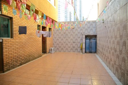 Casa à venda com 280m², 3 quartos e 6 vagasQuintal