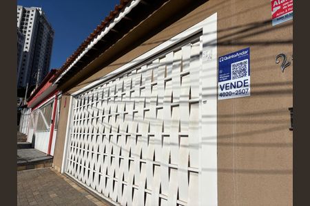 Casa à venda com 280m², 3 quartos e 6 vagasFachada