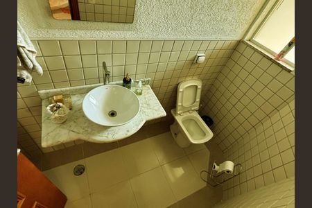 Casa à venda com 280m², 3 quartos e 6 vagasLavabo