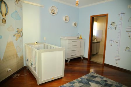 Casa à venda com 280m², 3 quartos e 6 vagasSuíte 1