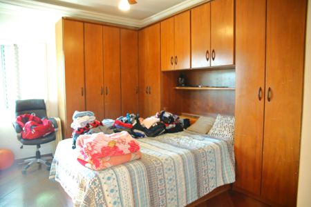 Casa à venda com 280m², 3 quartos e 6 vagasSuíte 3