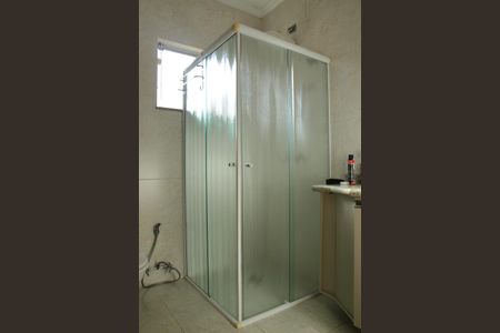 Casa à venda com 280m², 3 quartos e 6 vagasBanheiro Suíte 2