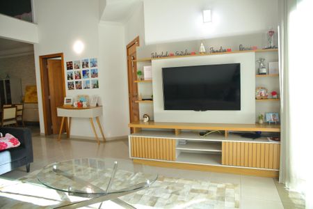 Casa à venda com 280m², 3 quartos e 6 vagasSala