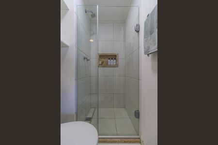 Apartamento à venda com 50m², 2 quartos e 1 vaga Apartamento à venda com 50m², 2 quartos e 1 vagaBanheiro Social