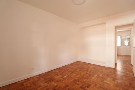 Apartamento à venda com 125m², 3 quartos e 2 vagasQuarto 2