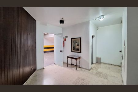 Apartamento à venda com 125m², 3 quartos e 2 vagas Apartamento à venda com 125m², 3 quartos e 2 vagasÁrea comum