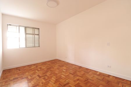 Apartamento à venda com 125m², 3 quartos e 2 vagasQuarto 2