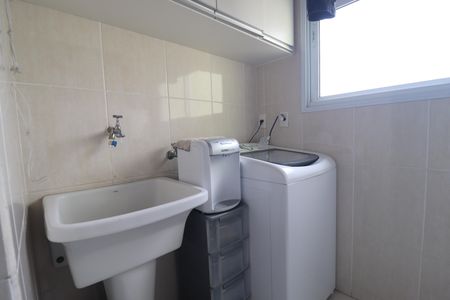 Apartamento para alugar com 60m², 2 quartos e 1 vagaÁrea de Serviço