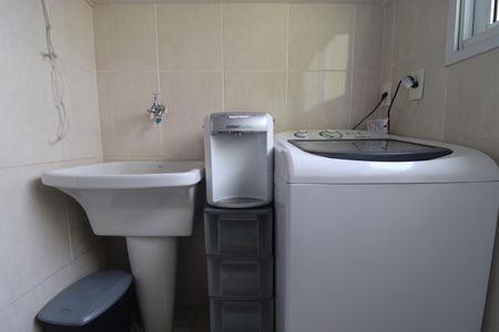 Apartamento para alugar com 60m², 2 quartos e 1 vagaÁrea de Serviço