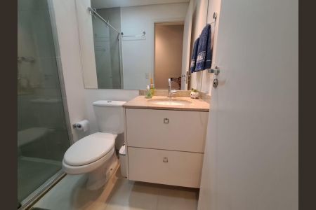 Apartamento à venda com 61m², 2 quartos e 1 vaga Apartamento à venda com 61m², 2 quartos e 1 vagaBanheiro Social