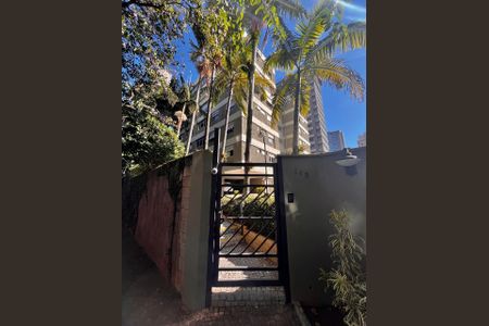 Apartamento à venda com 108m², 2 quartos e 1 vaga Apartamento à venda com 108m², 2 quartos e 1 vagaFachada