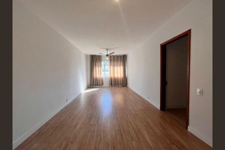 Sala de apartamento à venda com 2 quartos, 108m² em Cambuí, Campinas