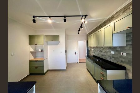 Apartamento à venda com 108m², 2 quartos e 1 vaga Apartamento à venda com 108m², 2 quartos e 1 vagaCozinha