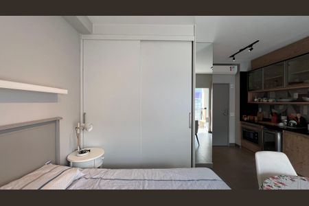 Studio para alugar com 33m², 1 quarto e 1 vaga Studio para alugar com 33m², 1 quarto e 1 vagaStudio