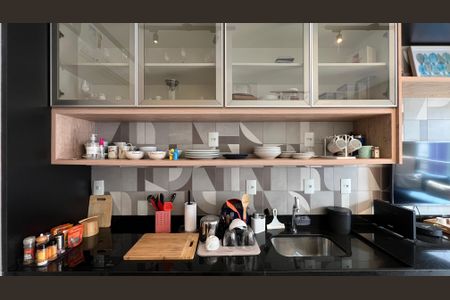 Studio para alugar com 33m², 1 quarto e 1 vaga Studio para alugar com 33m², 1 quarto e 1 vagaCozinha