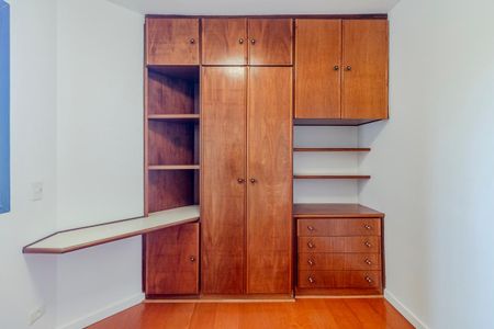 Apartamento à venda com 56m², 2 quartos e 1 vagaQuarto 1