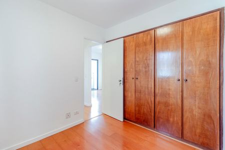 Apartamento à venda com 56m², 2 quartos e 1 vagaQuarto 2