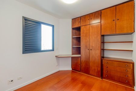 Quarto 1 de apartamento à venda com 2 quartos, 56m² em Pinheiros, São Paulo