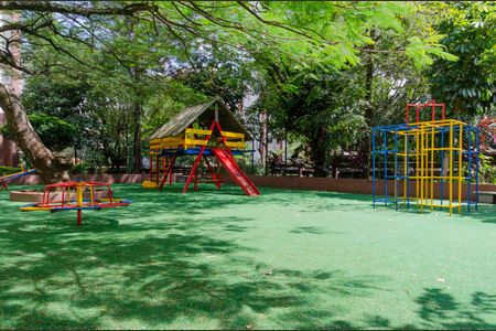 Apartamento à venda com 68m², 2 quartos e sem vagaÁrea comum