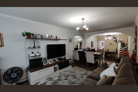 Sala de casa à venda com 1 quarto, 150m² em Vila Regina, São Paulo