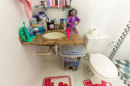 Casa de condomínio à venda com 65m², 2 quartos e 1 vagaBanheiro da Suíte 2