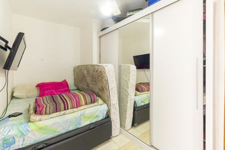 Casa de condomínio à venda com 65m², 2 quartos e 1 vagaSuíte 2