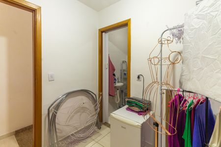 Casa de condomínio à venda com 65m², 2 quartos e 1 vagaSuíte 1