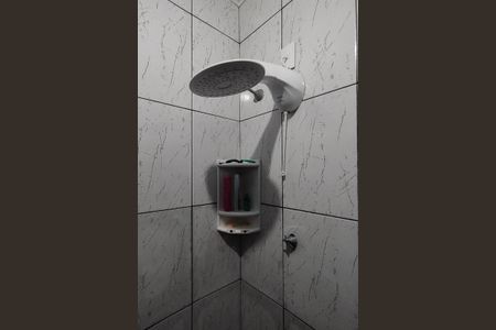 Casa para alugar com 58m², 2 quartos e sem vagaBanheiro